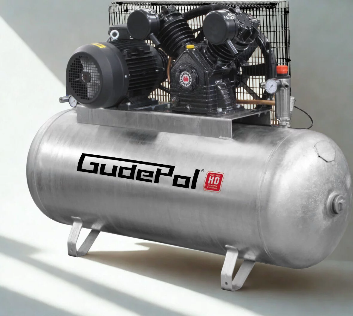 Kompresor tłokowy olejowy 5,5kW 500L 10bar 900l/min z osuszaczem Gudepol