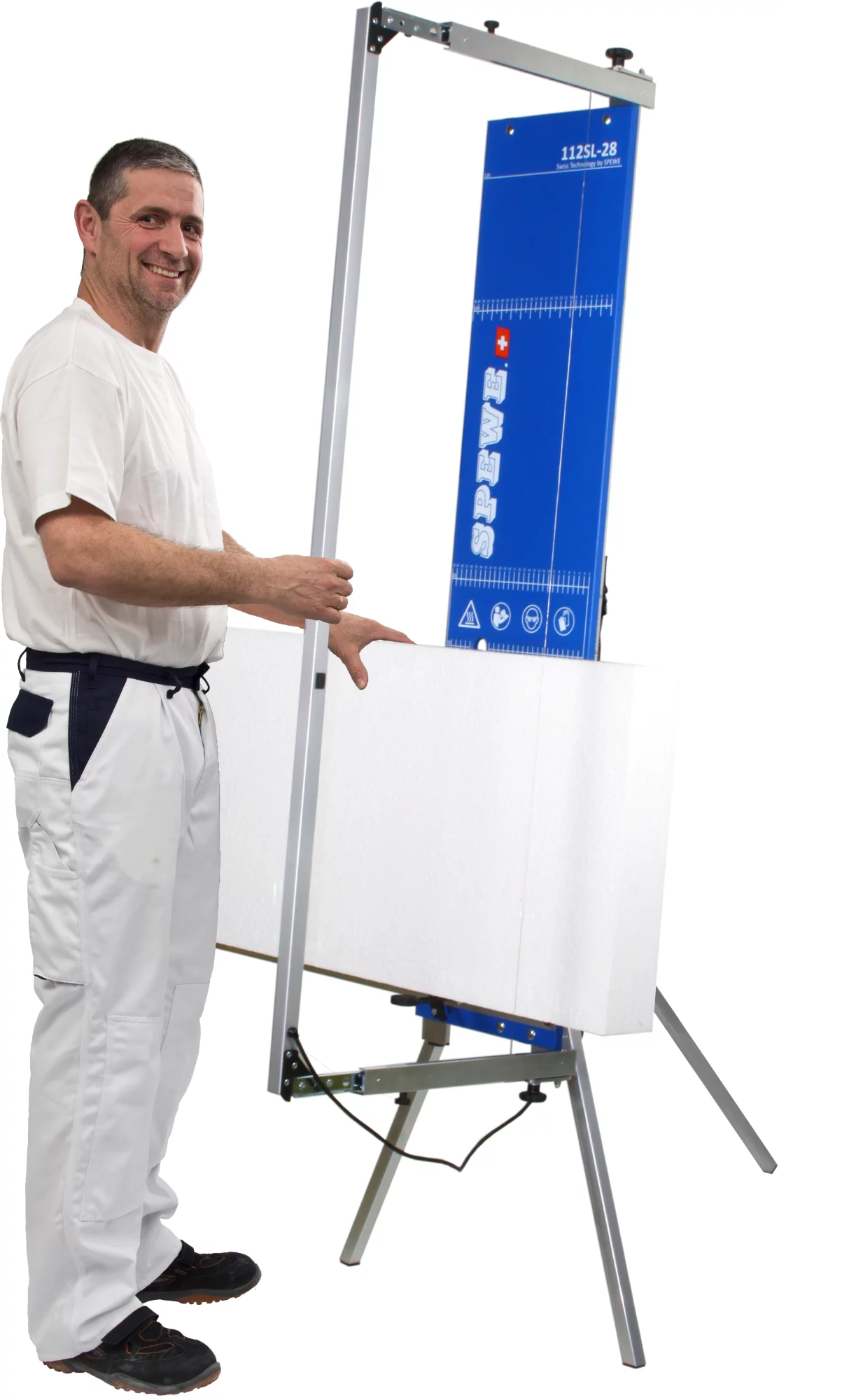 1000258_Spewe_112SL_7126_stehend_mPerson