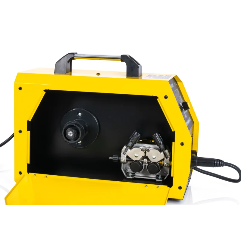 mig-210l-synergia-4x4 (4)