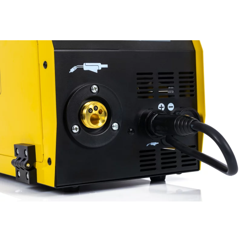 mig-210l-synergia-4x4 (8)